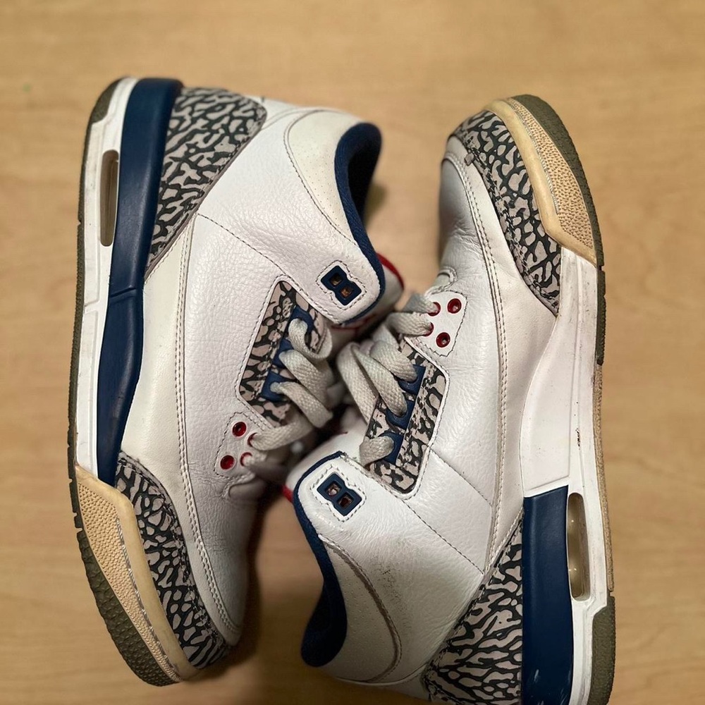Jordan 3’s size 6.5Y
